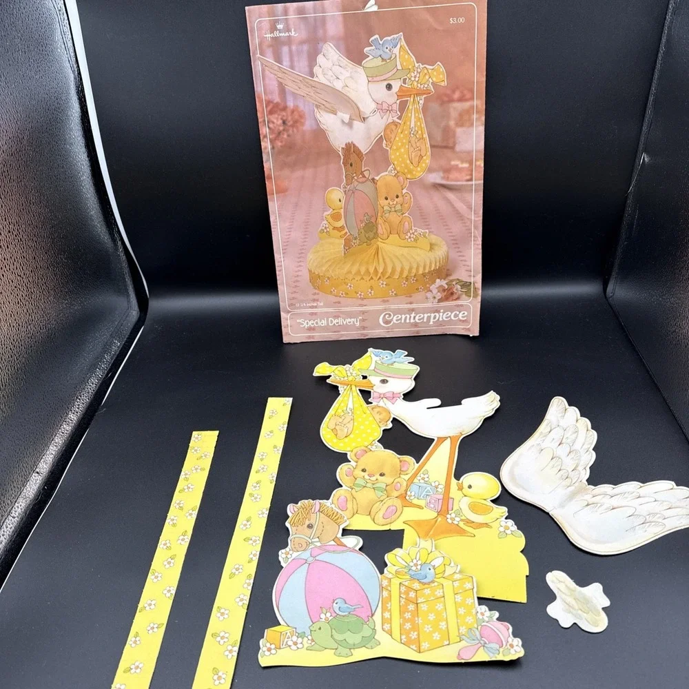 Vintage Baby Shower‎ Honeycomb Hallmark Special Delivery Centerpiece COMPLETE